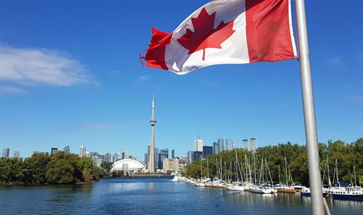 چگونه می توانید در عرض 12-18 ماه ویزای مهاجرت به کانادا بگیرید