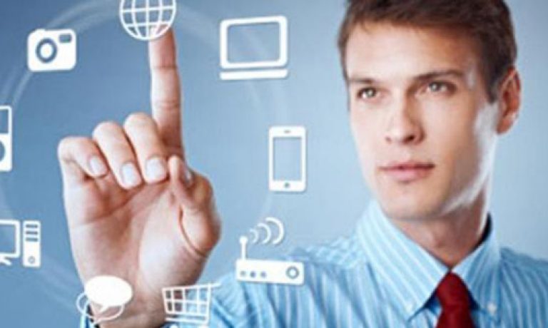 اجازه کار برای LMIA برای کارکنان فناوری اطلاعات LMIA-Based Work Permits for IT Workers